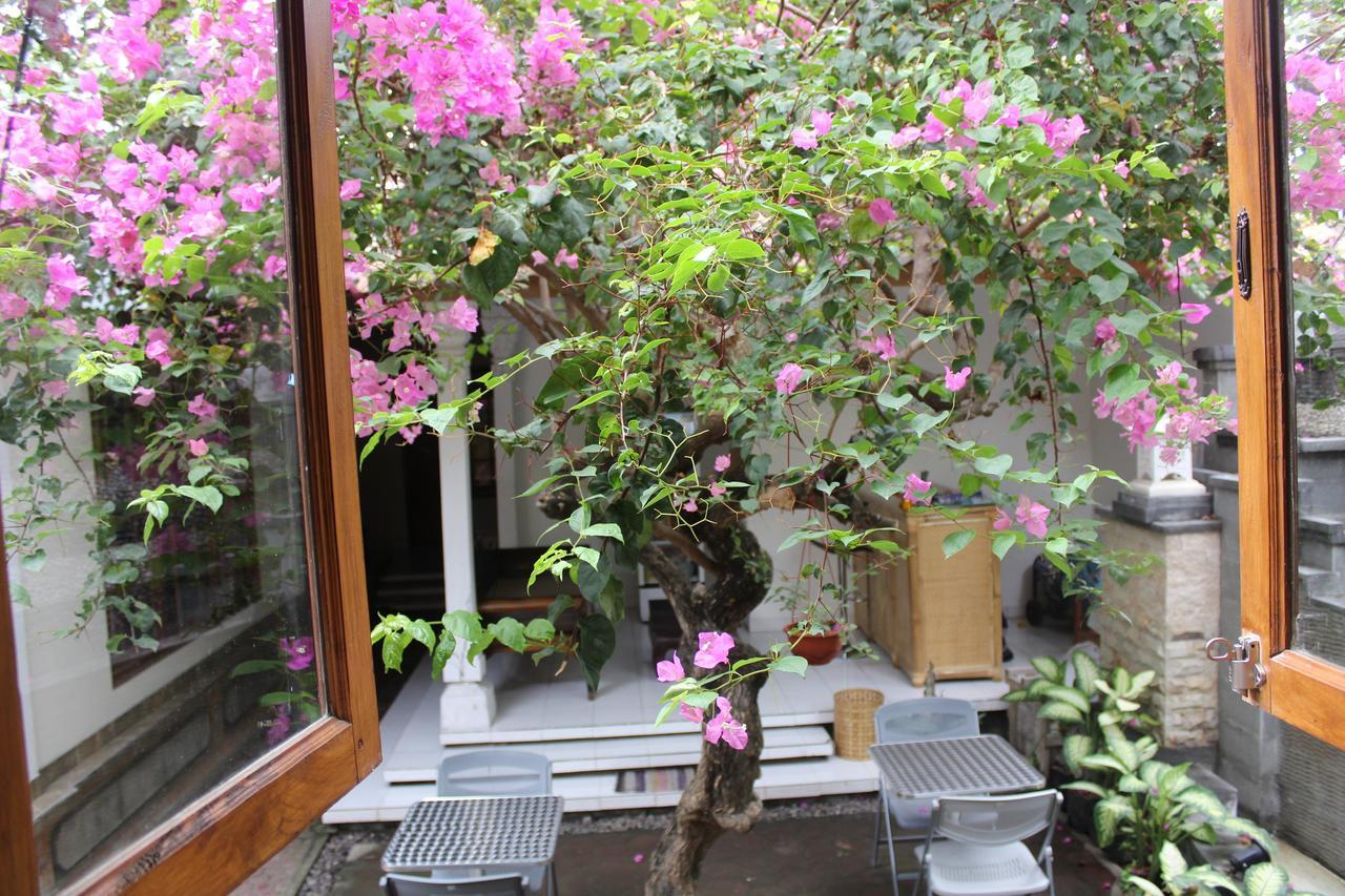Green Palm Homestay BALI Exterior photo